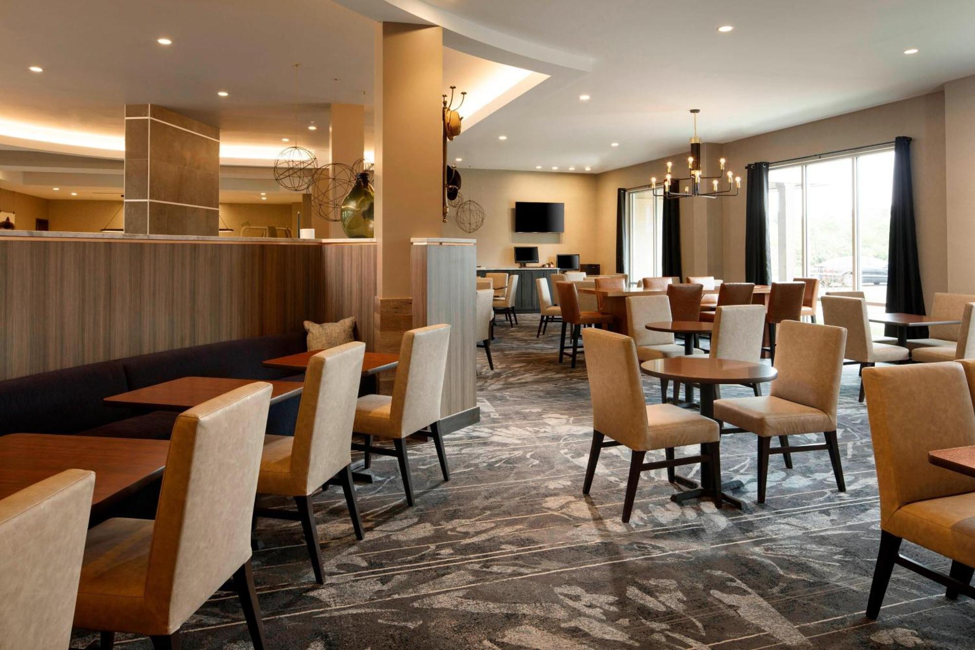 Fairfield Inn & Suites By Marriott Louisville Northeast Eksteriør bilde